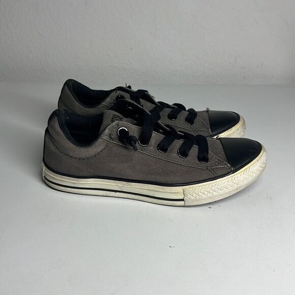 CONVERSE Allstar Kids Unisex size 2 UNIQUE 632523F - Picture 1 of 9